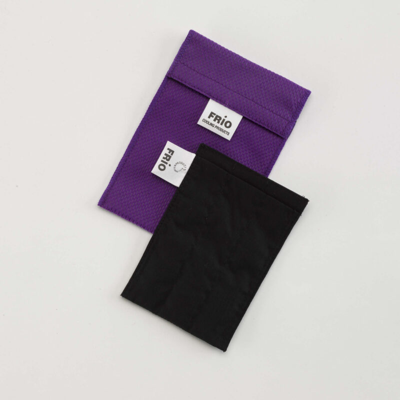 FRIO Kühltasche lila für Insulinpumpen, schützt vor Wärme und Feuchtigkeit, wiederverwendbar und einfach mit kaltem Wasser zu aktivieren