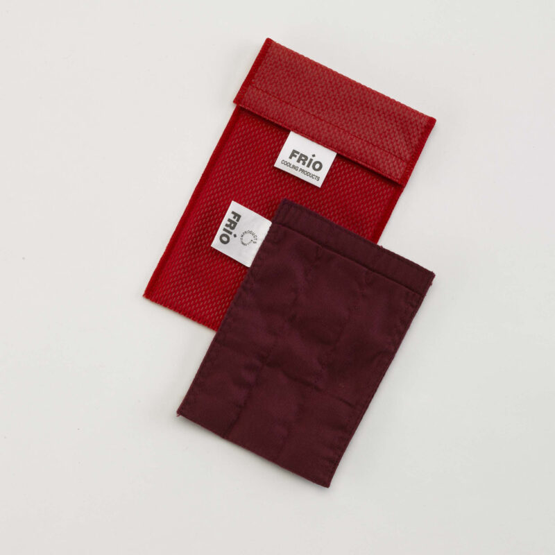 FRIO Kühltasche rot für Insulinpumpen, schützt vor Wärme und Feuchtigkeit, wiederverwendbar und einfach mit kaltem Wasser zu aktivieren